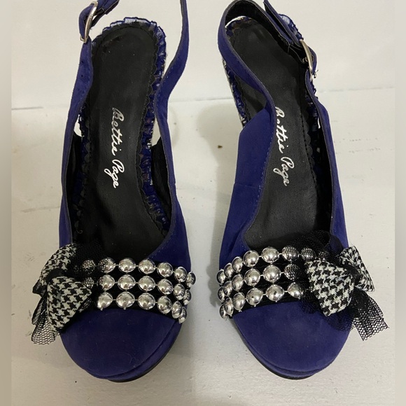 Ladies Betty Page platform shoes - Picture 2 of 5